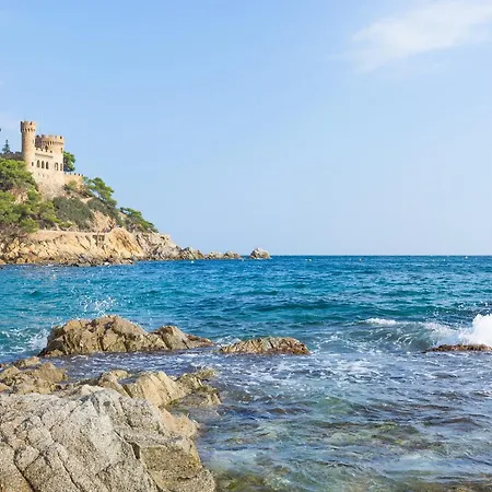 Villa Casta - *